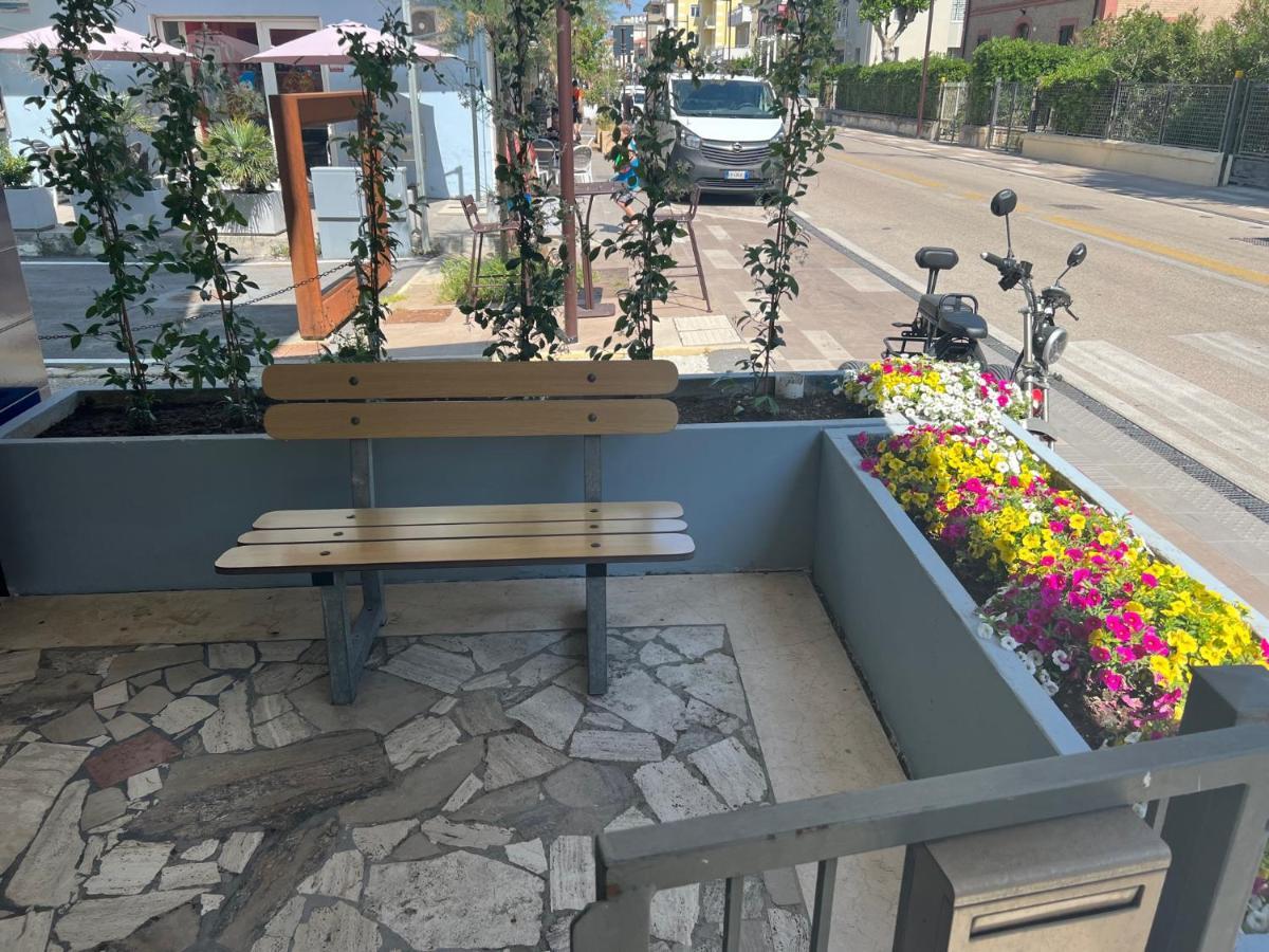 Hotel Estense Rimini Zewnętrze zdjęcie
